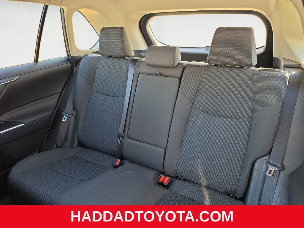 Used 2024 Toyota RAV4 LE AWD/4WD image 14