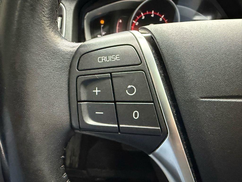 Used 2017 Volvo V60 T5 Cross Country w/ Convenience Package AWD/4WD image 14