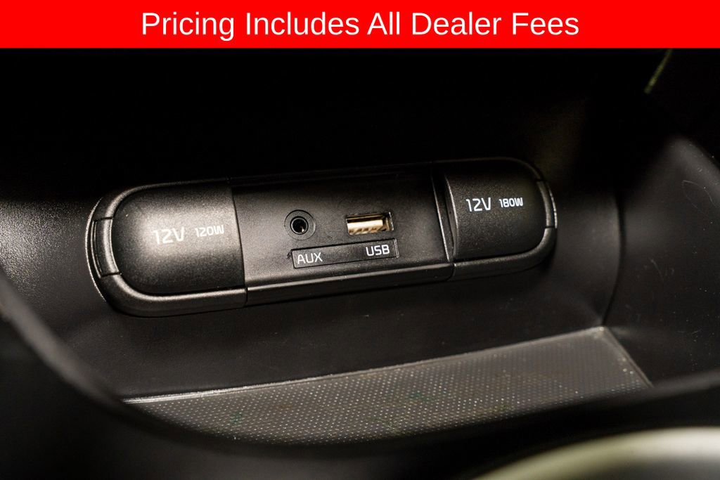 Used 2019 Kia Soul + FWD image 13