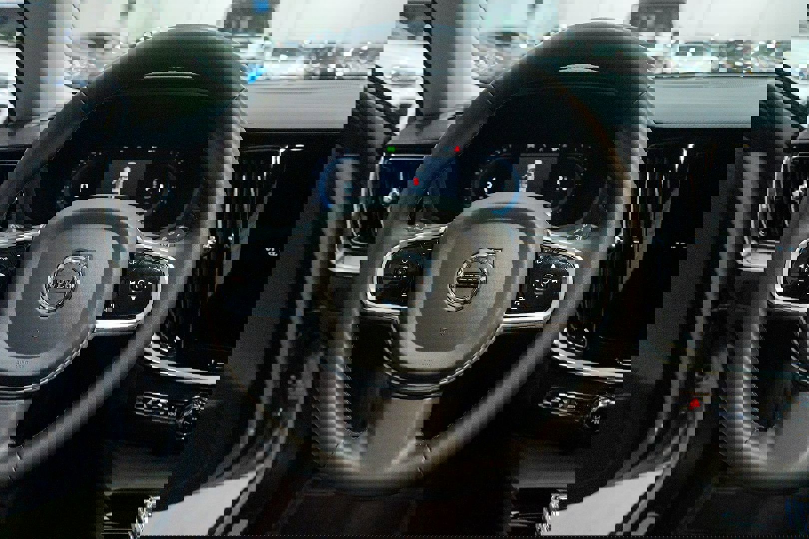 Used 2023 Volvo V60 B5 Cross Country Ultimate w/ Climate Package image 33