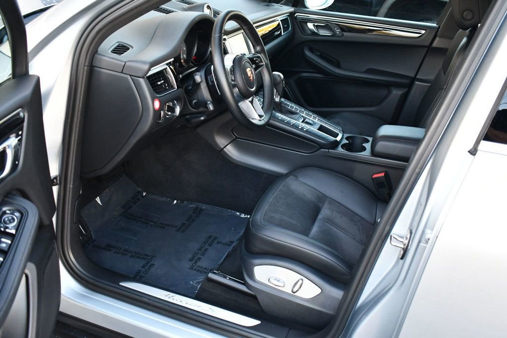 Used 2016 Porsche Macan S image 14