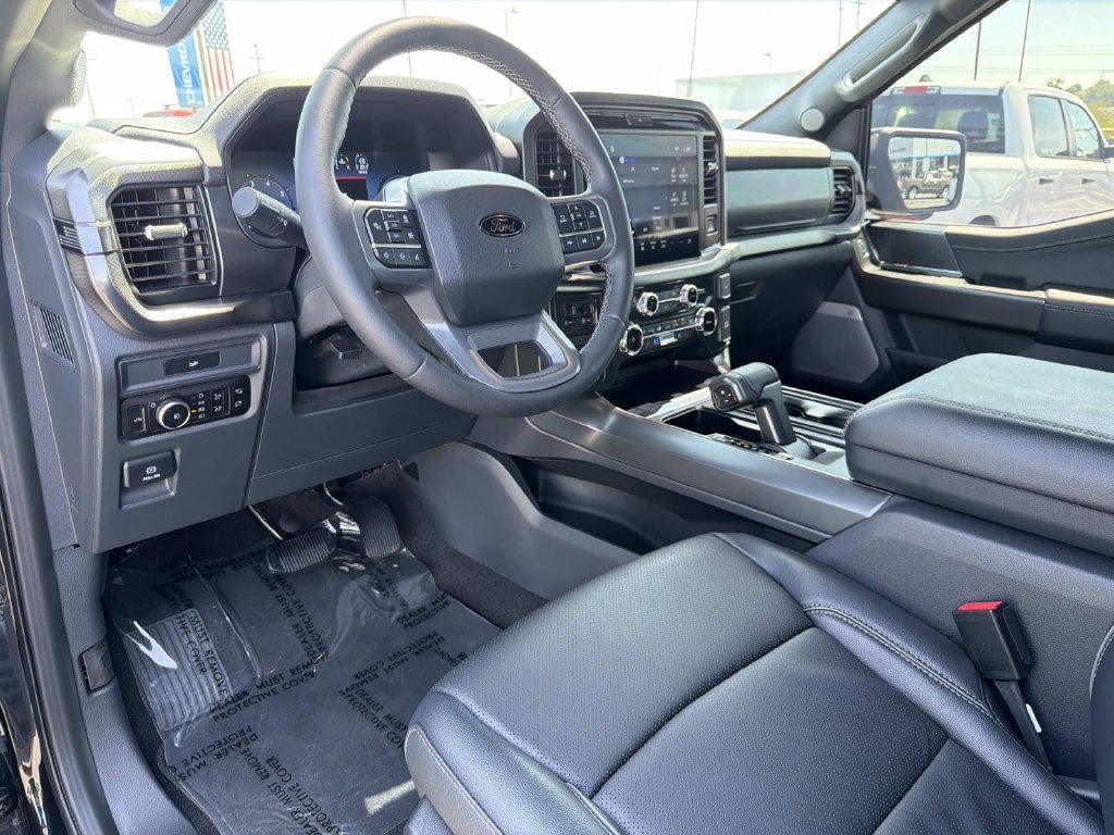 Used 2026 Ford F150 Lariat AWD/4WD image 23