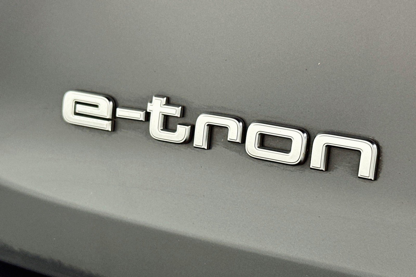 Used 2021 Audi e-tron Premium w/ Black Optic Package AWD/4WD image 12