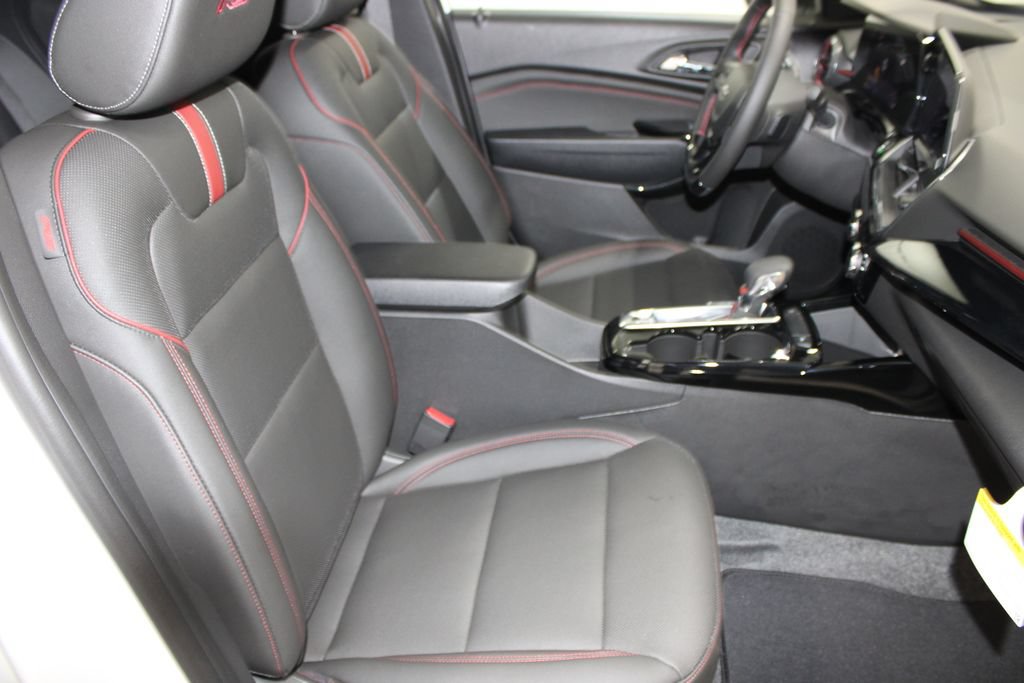 New 2026 Chevrolet Trax RS w/ Driver Confidence Package FWD image 22