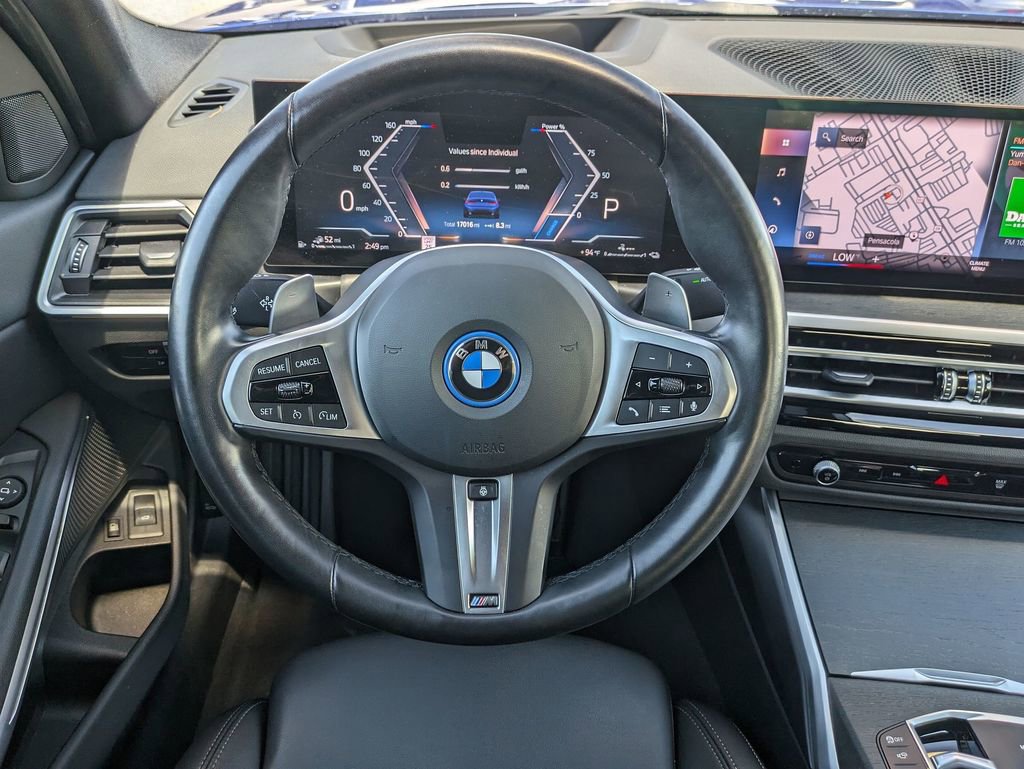 Used 2024 BMW 330e image 18