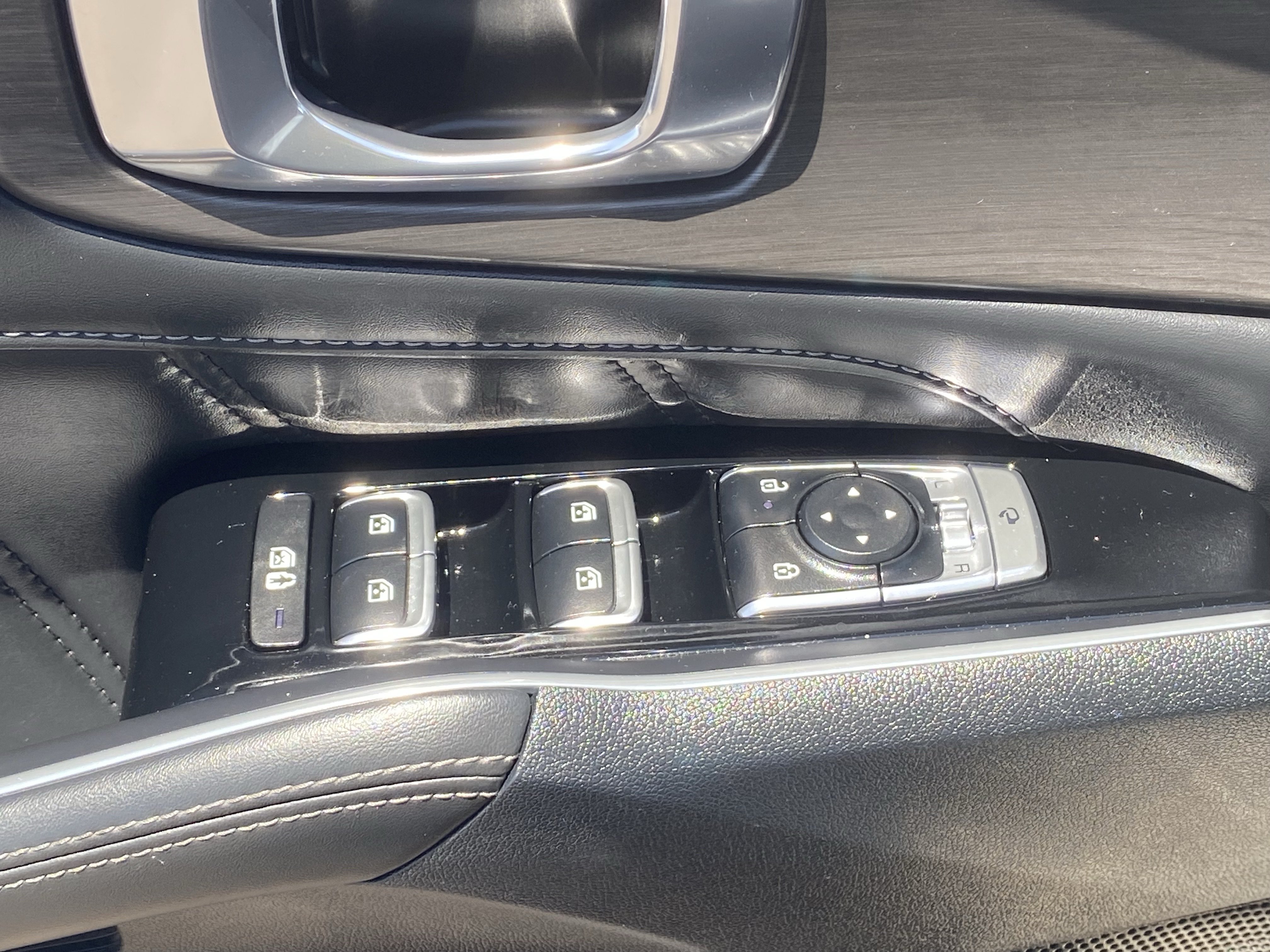 Certified 2025 Kia Sorento SX AWD/4WD image 21