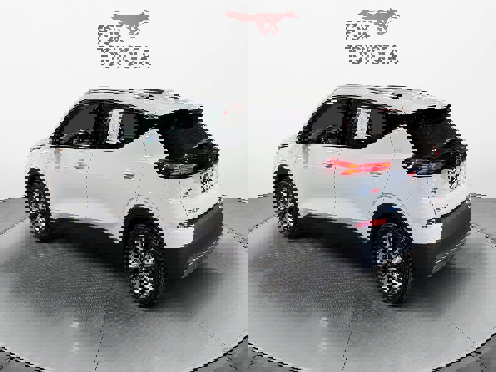 Used 2023 Chevrolet Bolt EUV LT w/ Convenience Package image 4