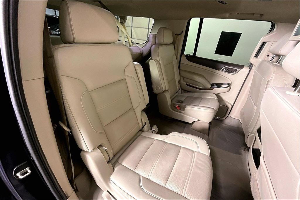 Used 2019 GMC Yukon XL Denali w/ Denali Ultimate Package AWD/4WD image 36