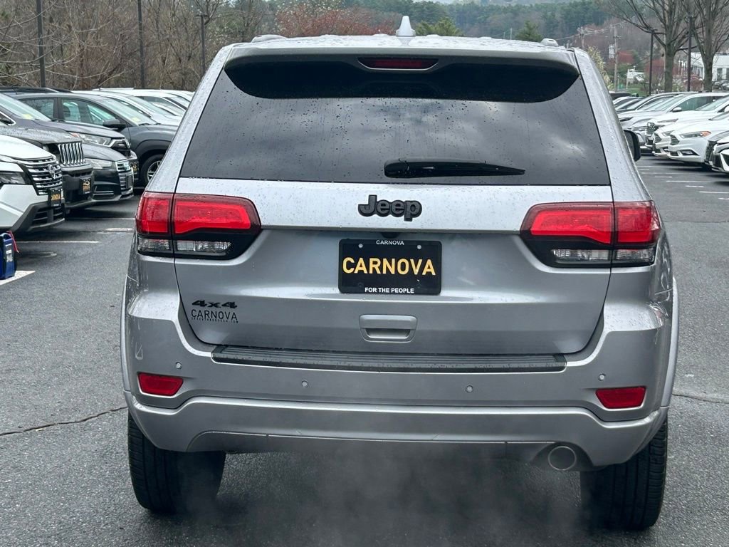 Used 2019 Jeep Grand Cherokee Altitude AWD/4WD image 6