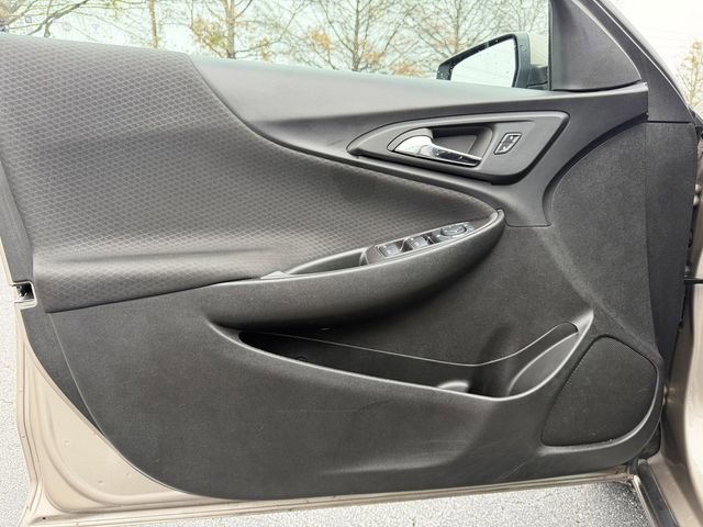 Used 2024 Chevrolet Malibu LT image 9