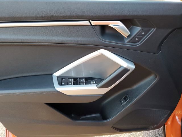 Used 2025 Audi Q3 2.0T Premium image 16