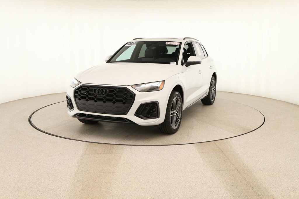 Certified 2025 Audi Q5 e Premium Plus w/ Premium Plus Package image 12