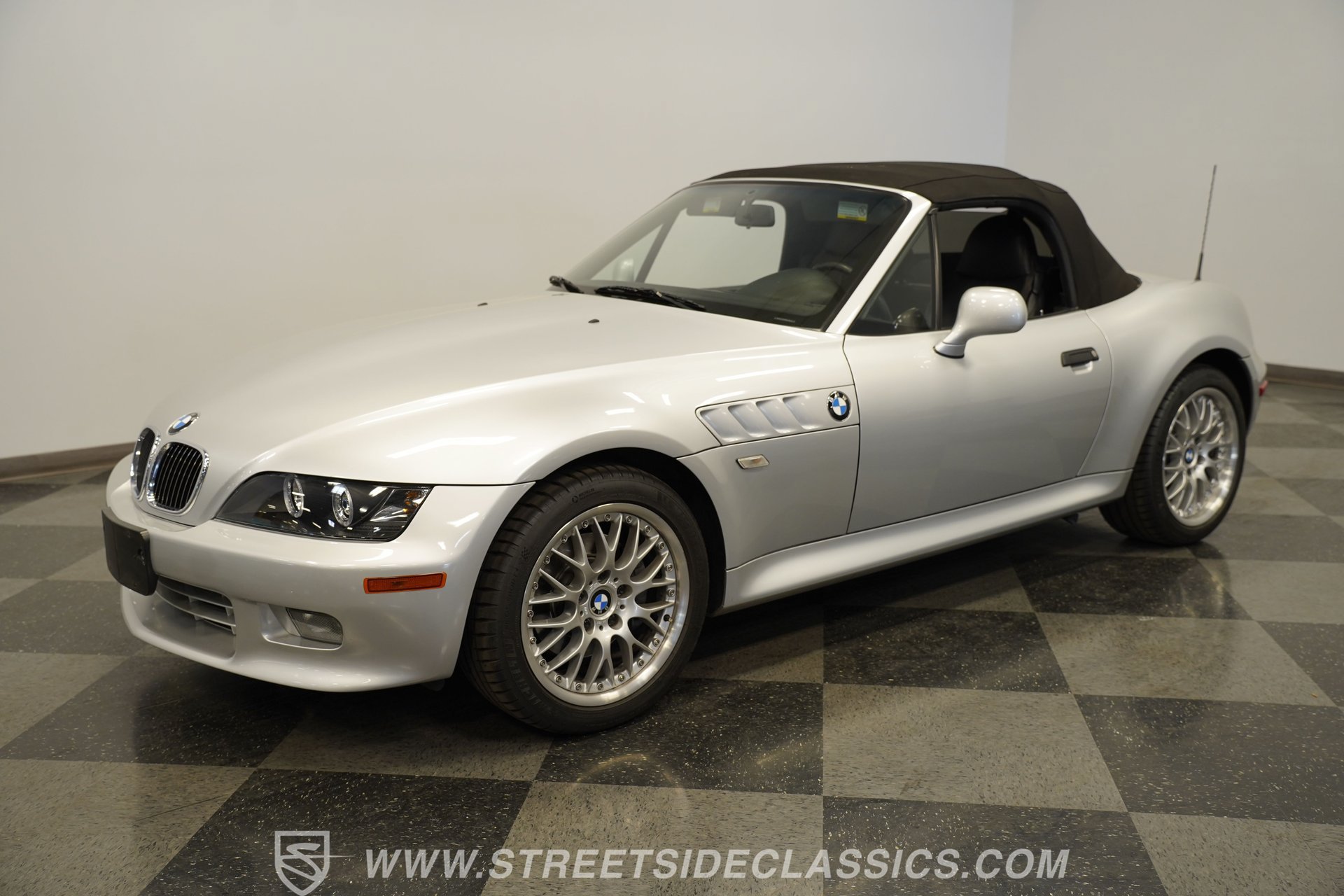 Used 2001 BMW Z3 3.0i RWD image 39