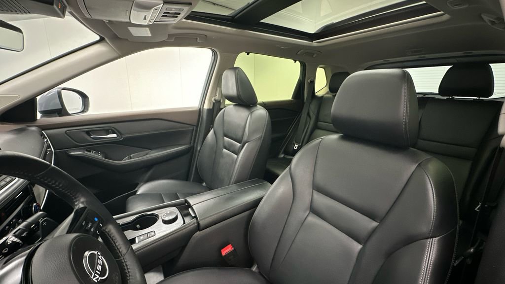 Certified 2023 Nissan Rogue SL w/ SL Premium Package image 9