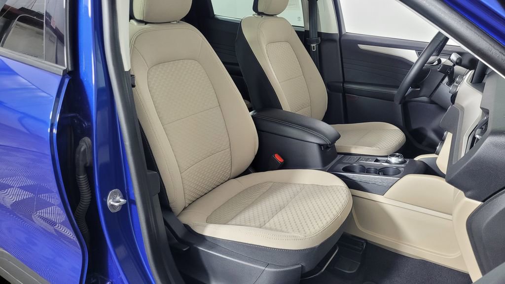 Used 2022 Ford Escape SE w/ Convenience Package image 35