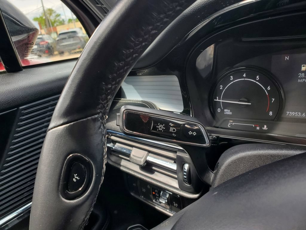 Used 2021 Lincoln Corsair AWD image 20