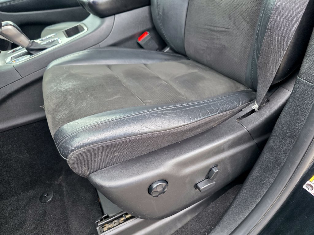 Used 2021 Jeep Grand Cherokee Laredo X AWD/4WD image 12