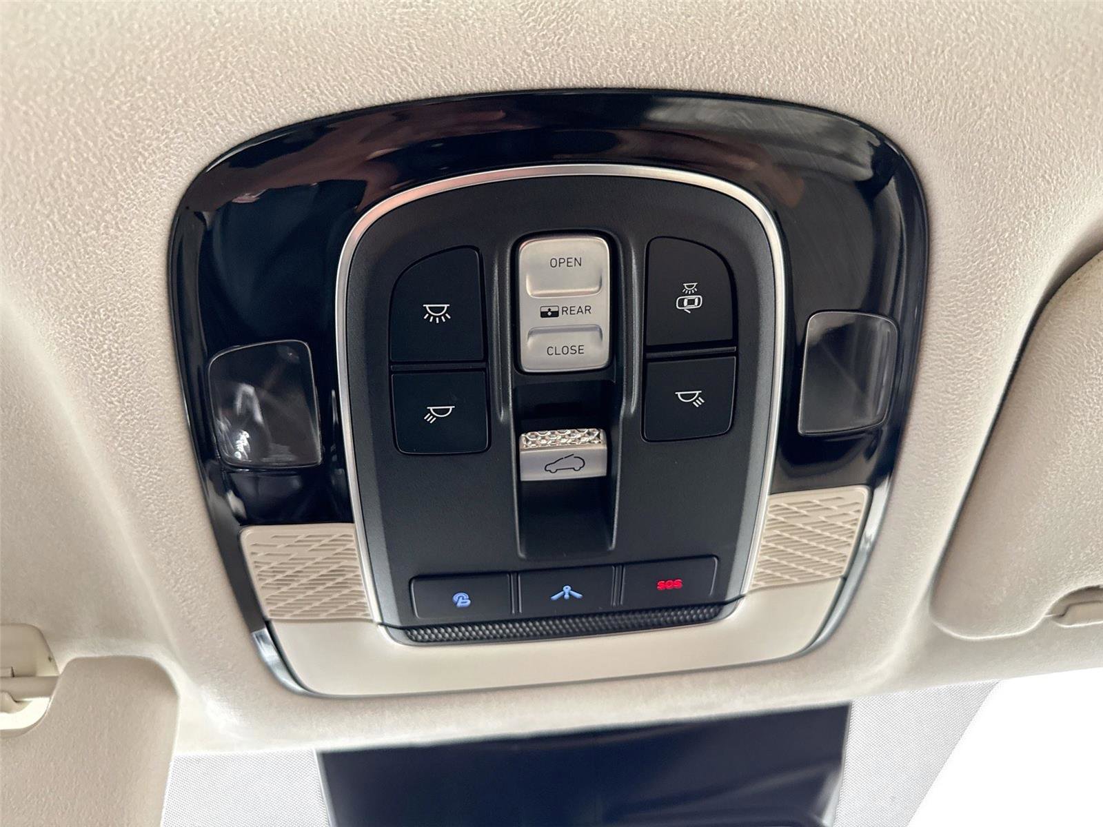 Used 2020 Hyundai Palisade Limited FWD image 23
