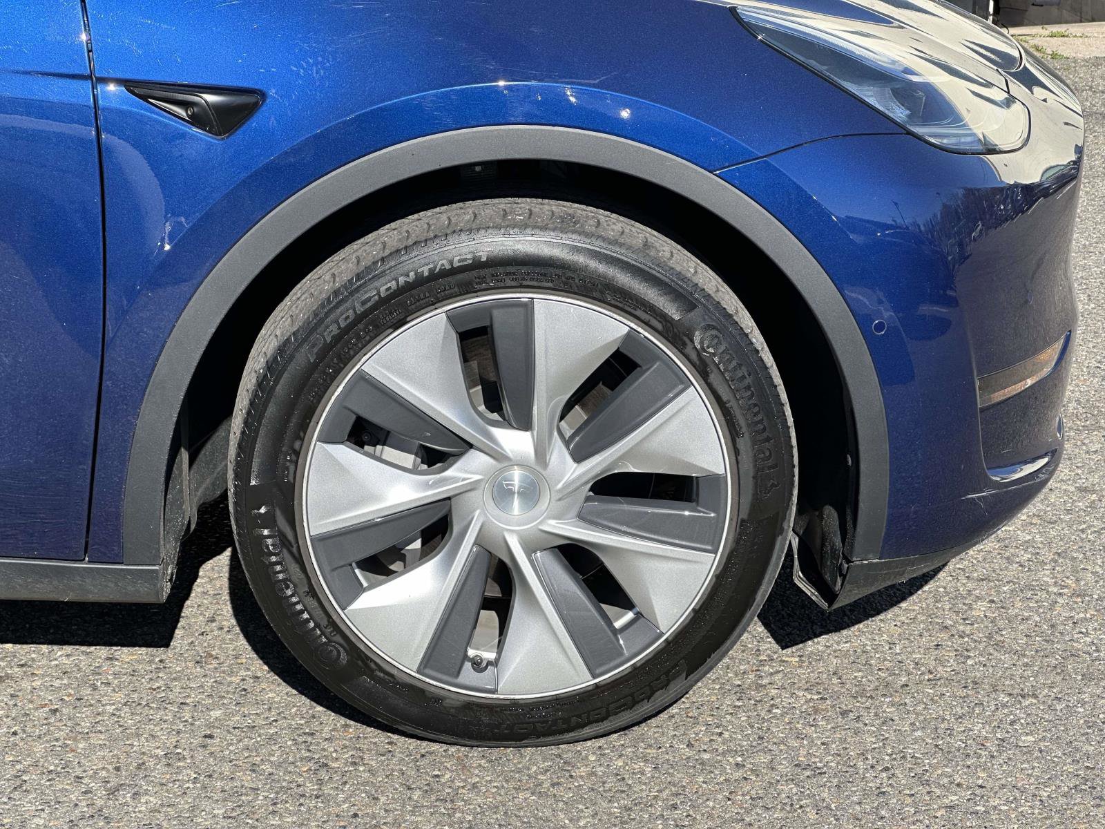 Used 2022 Tesla Model Y Long Range AWD/4WD image 10