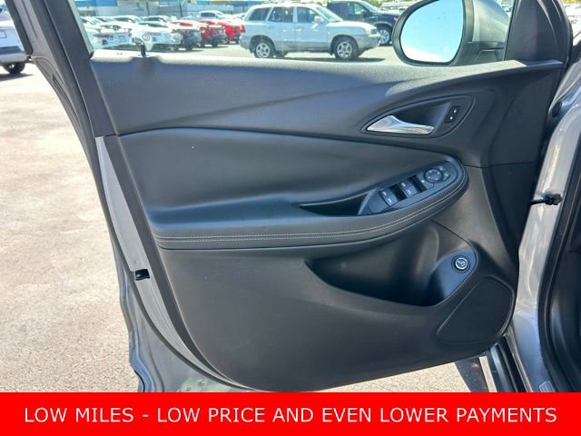 Used 2023 Buick Encore GX Select w/ Experience Buick Package image 12