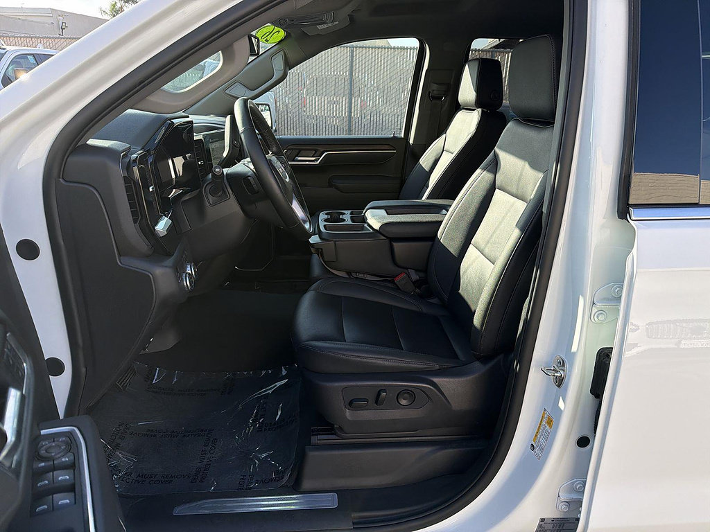 Used 2026 GMC Sierra 1500 SLT RWD image 18