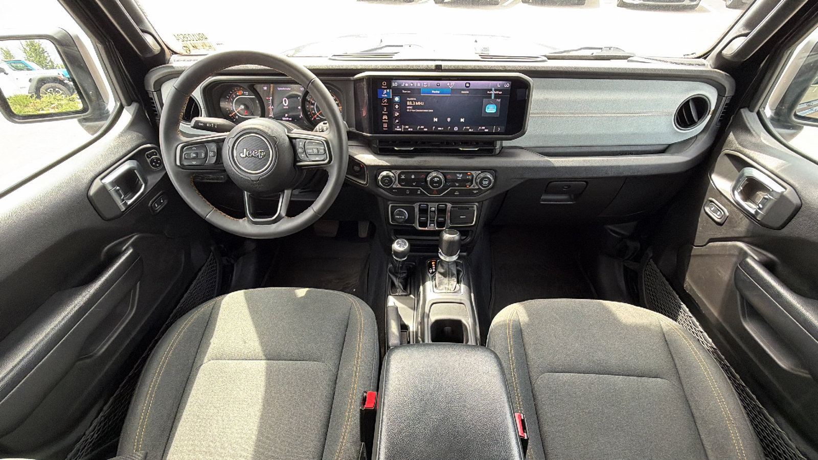 Used 2024 Jeep Wrangler Unlimited Sport AWD/4WD image 21