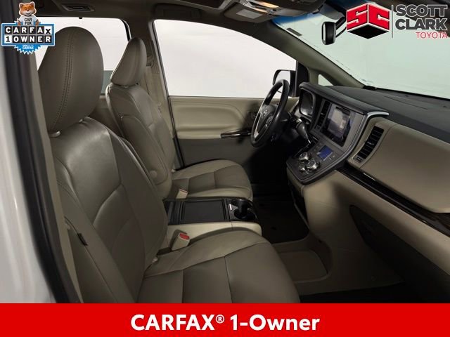 Used 2017 Toyota Sienna XLE image 14