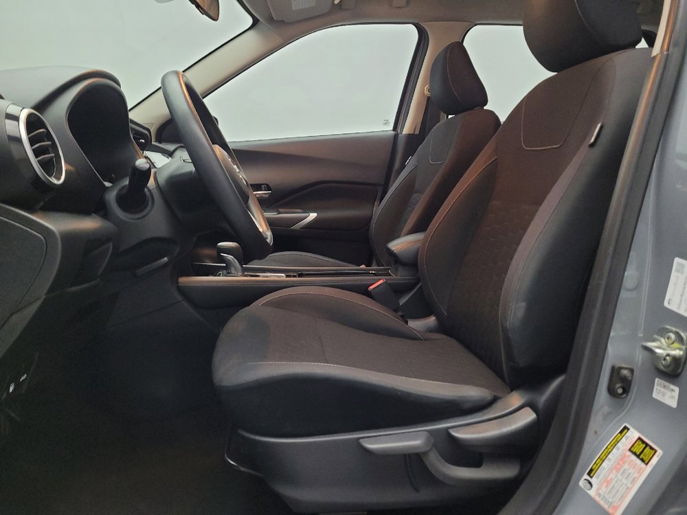 Used 2021 Nissan Kicks SV image 17
