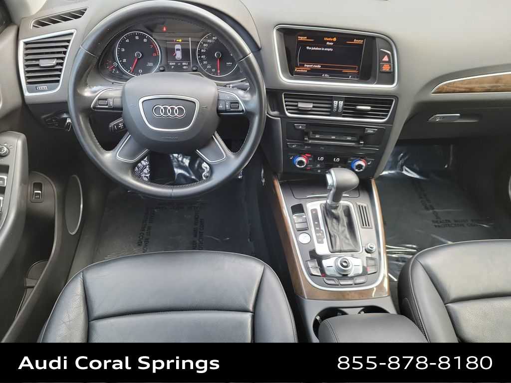 Used 2017 Audi Q5 2.0T Premium Plus w/ Technology Package AWD/4WD image 18