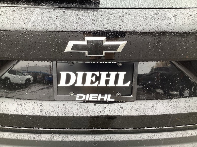 New 2026 Chevrolet Trax RS w/ Sunroof Package image 12