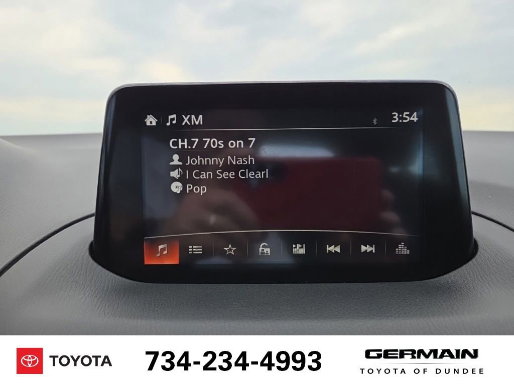 Used 2018 MAZDA MAZDA3 Grand Touring w/ Premium Equipment Package FWD image 26