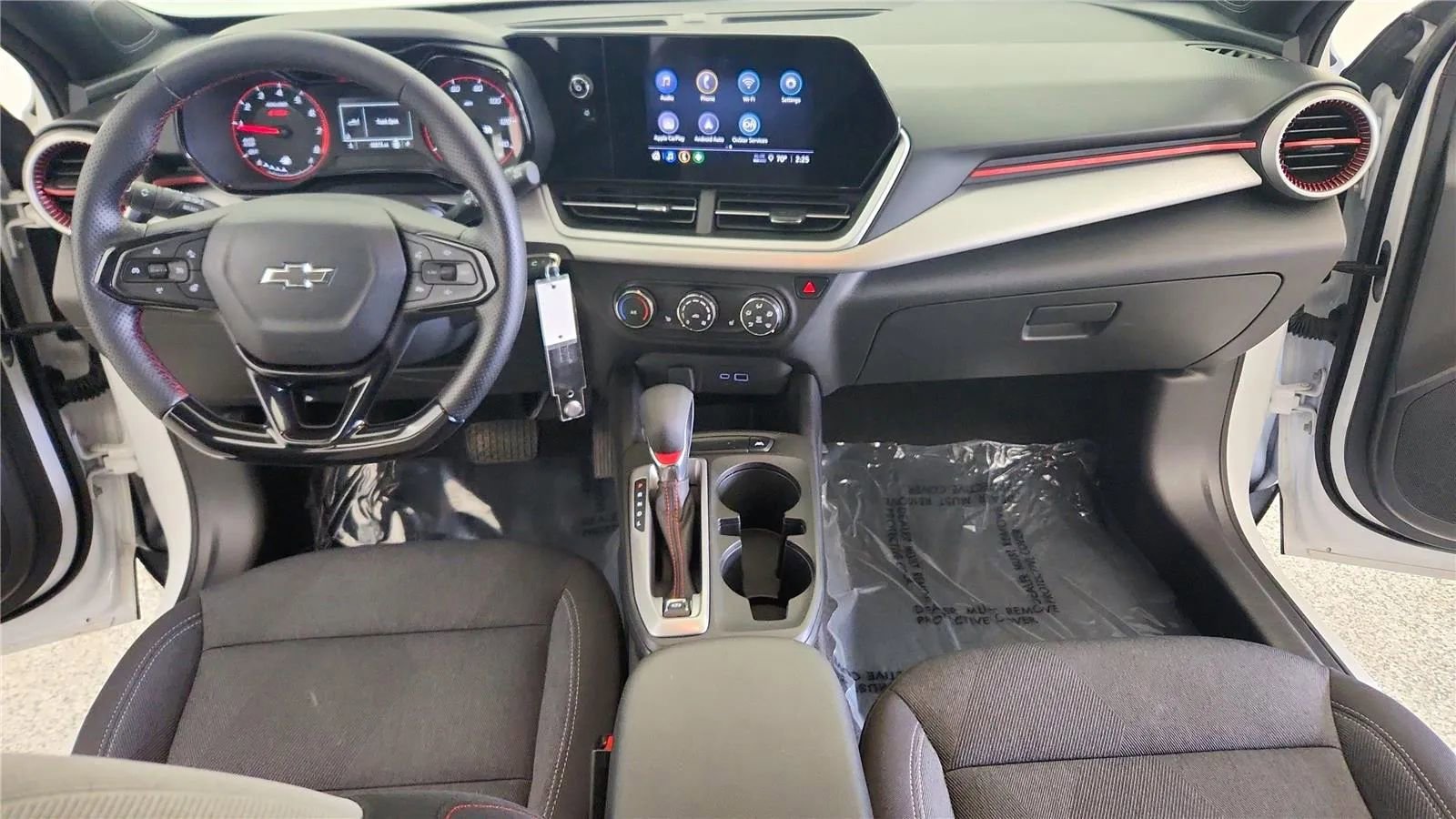 Used 2024 Chevrolet Trax RS w/ Driver Confidence Package image 30