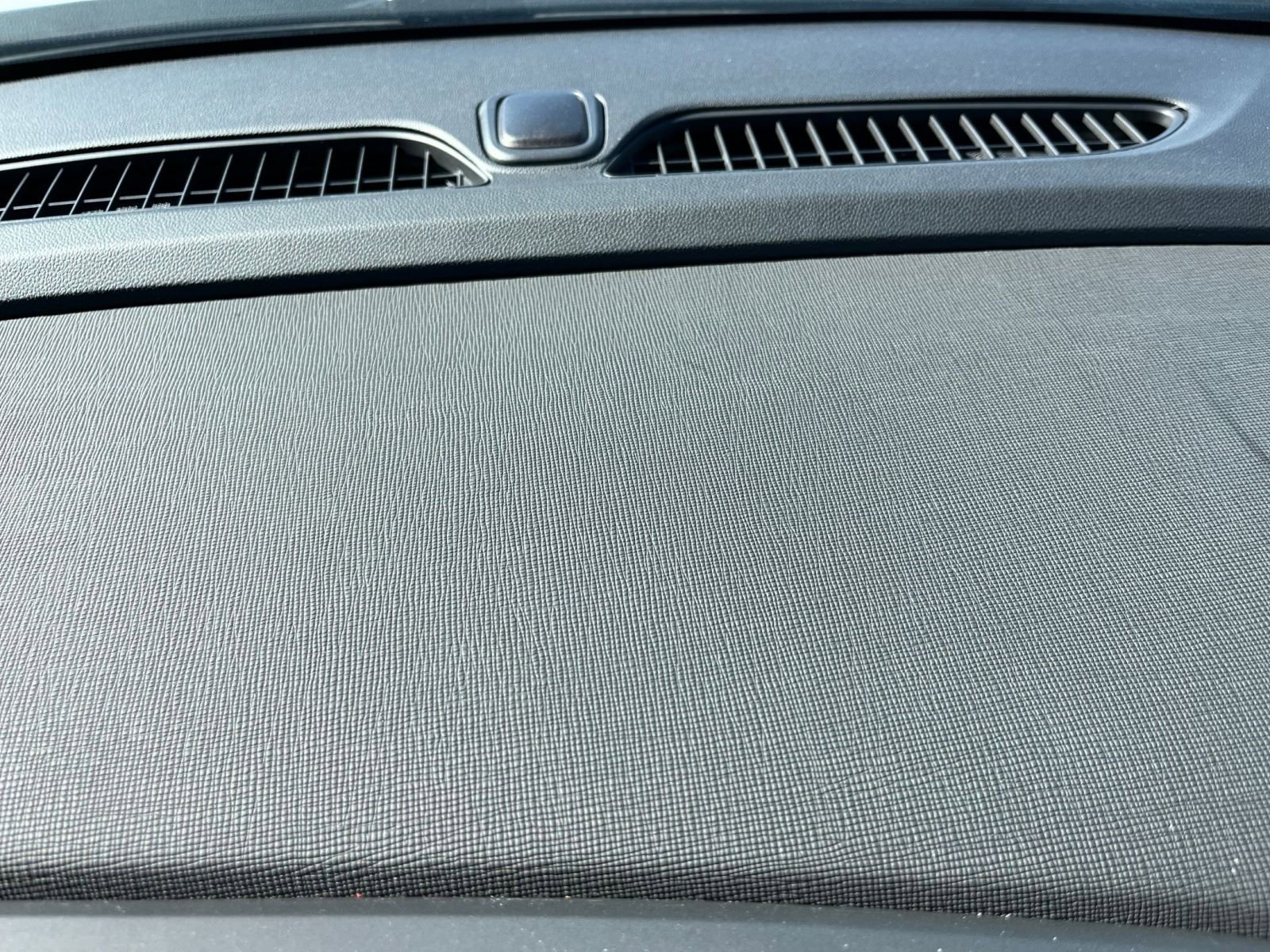 Used 2025 Buick Envista Preferred image 17