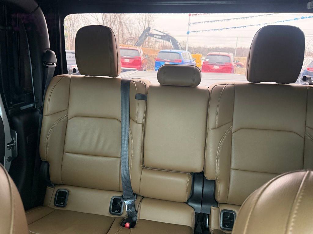 Used 2023 Jeep Gladiator Rubicon w/ Cold Weather Group image 33