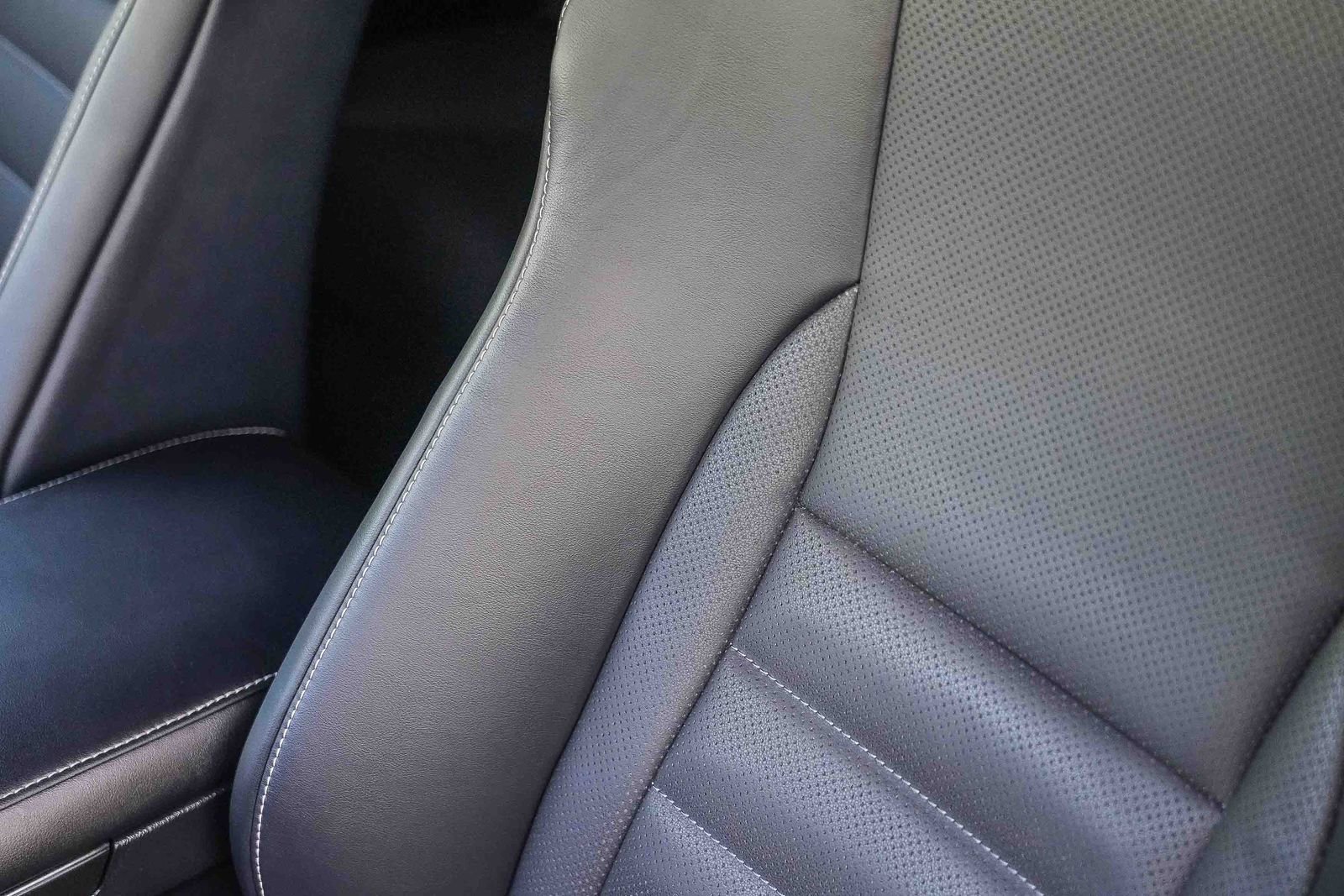 Used 2025 Lexus IS 350 F Sport RWD image 31