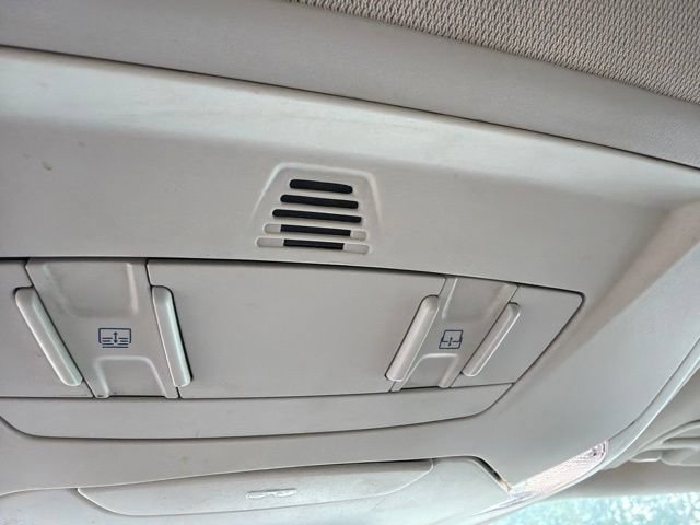 Used 2019 Ford Escape Titanium FWD image 12