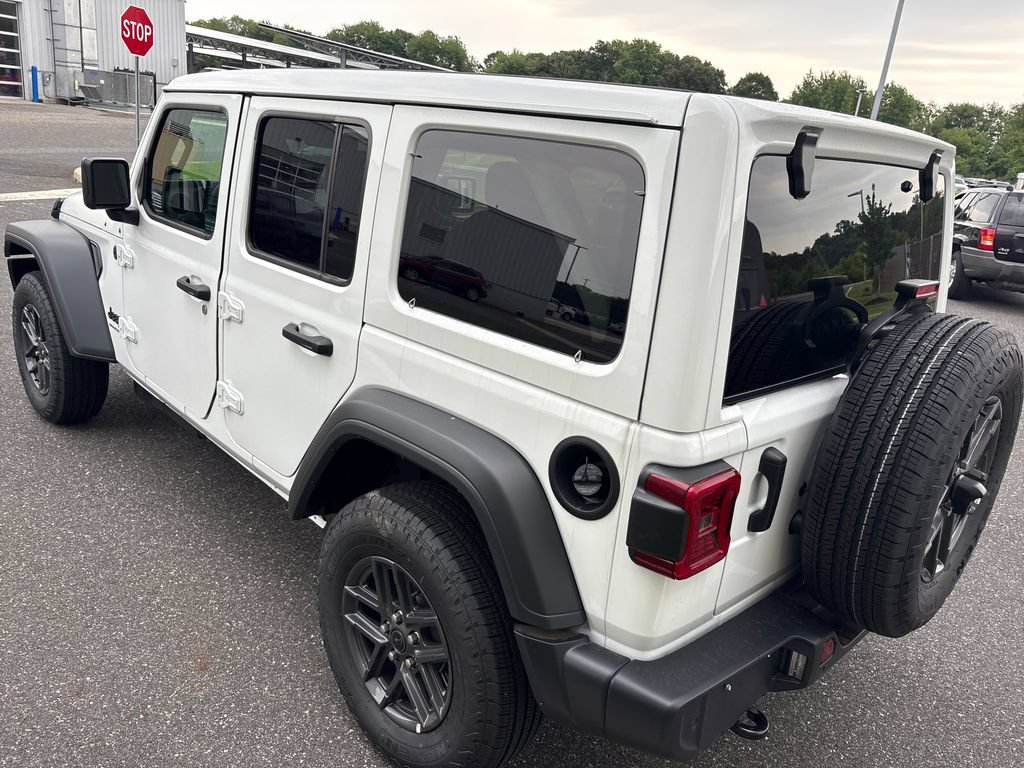 New 2026 Jeep Wrangler Unlimited Sport AWD/4WD image 31