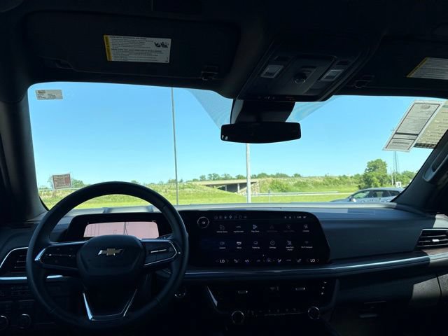 Used 2025 Chevrolet Tahoe LT AWD/4WD image 25