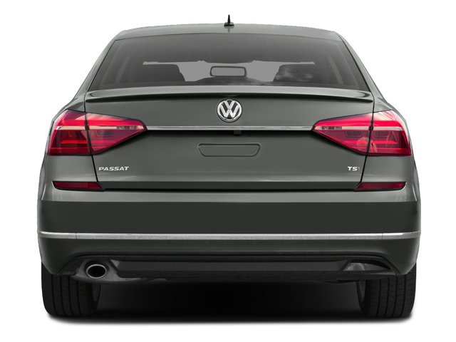Used 2017 Volkswagen Passat 1.8T R-Line FWD image 5