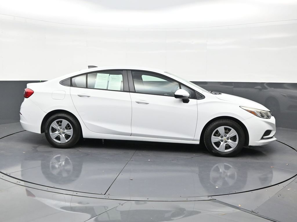 Used 2017 Chevrolet Cruze LS FWD image 6