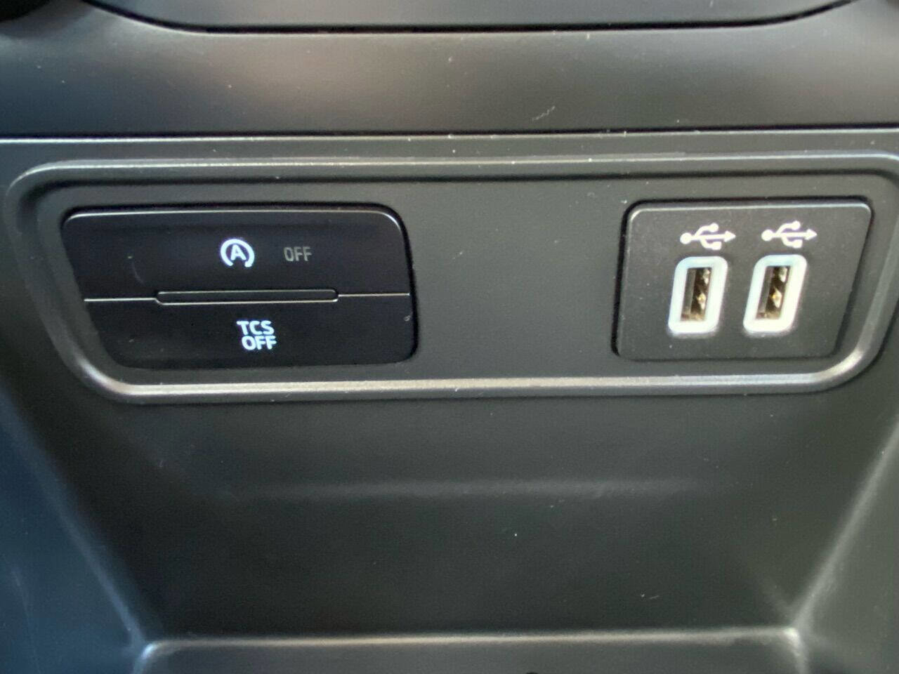 Used 2020 Ford EcoSport S image 21