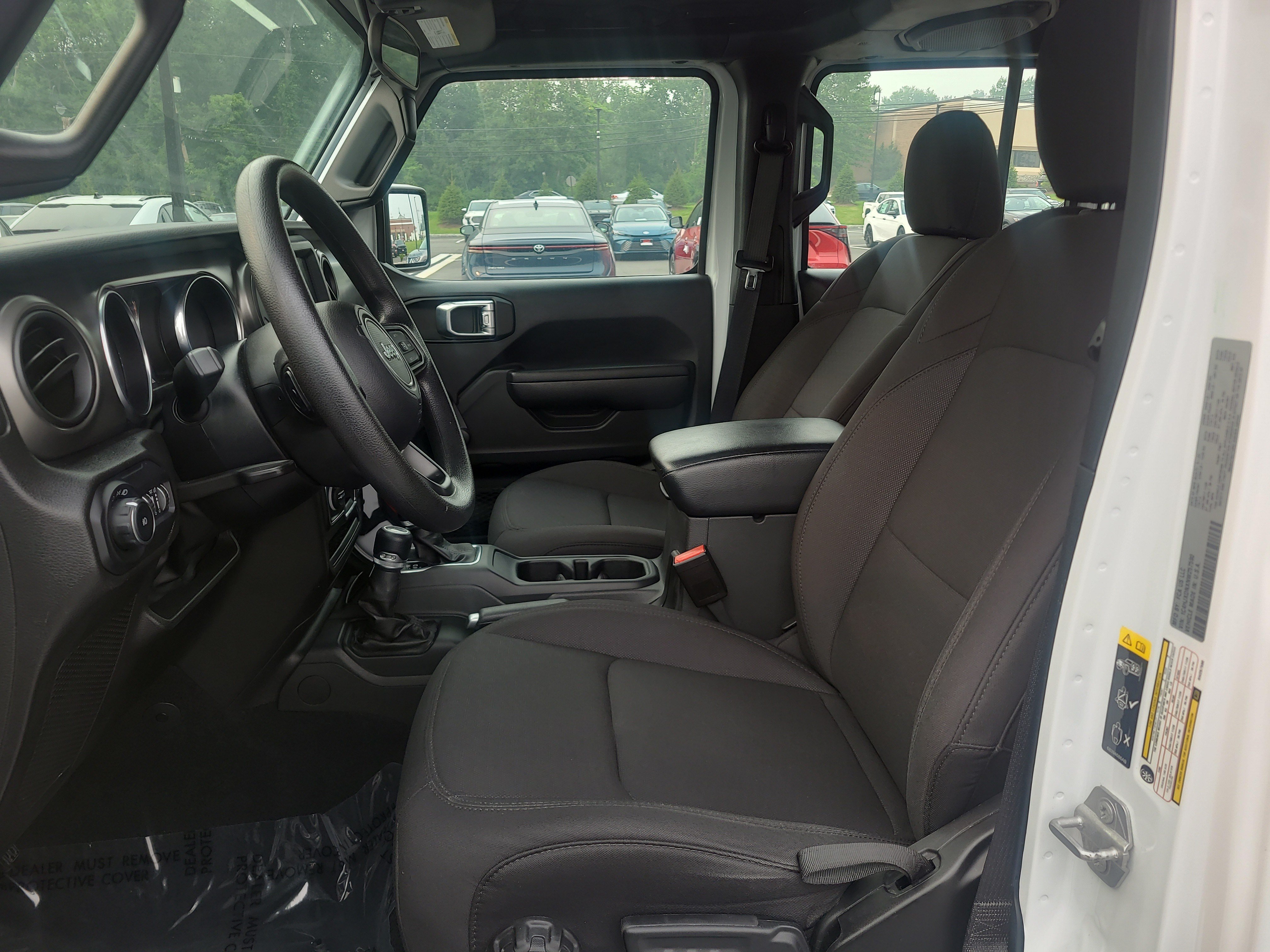 Used 2022 Jeep Wrangler Unlimited Sport AWD/4WD image 16