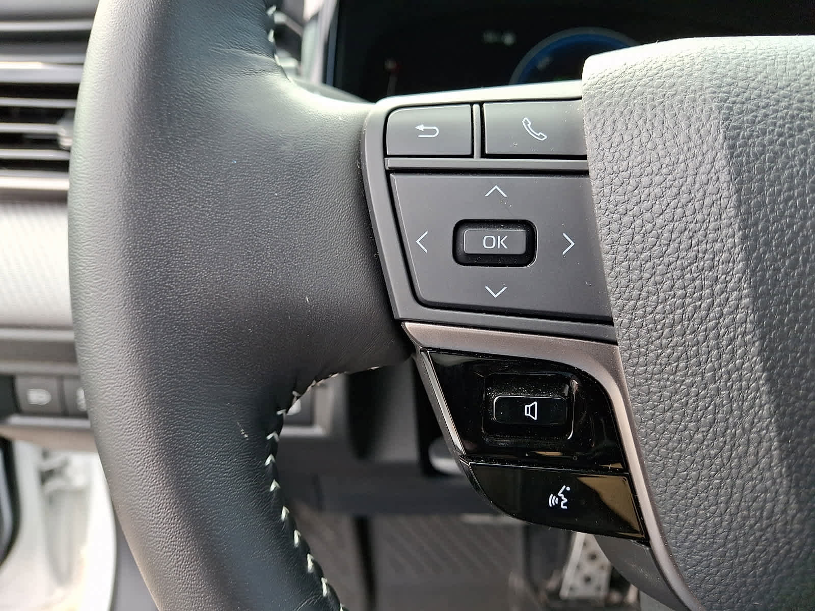 Certified 2025 Toyota Camry SE image 21