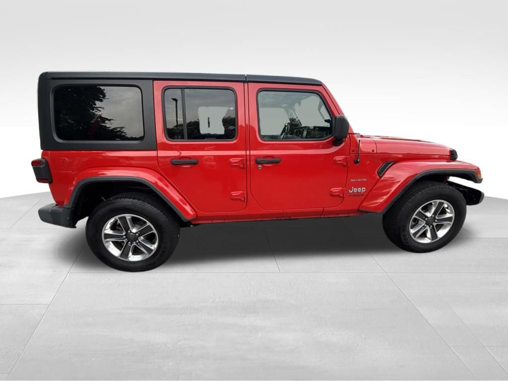 Used 2018 Jeep Wrangler Unlimited Sahara AWD/4WD image 8