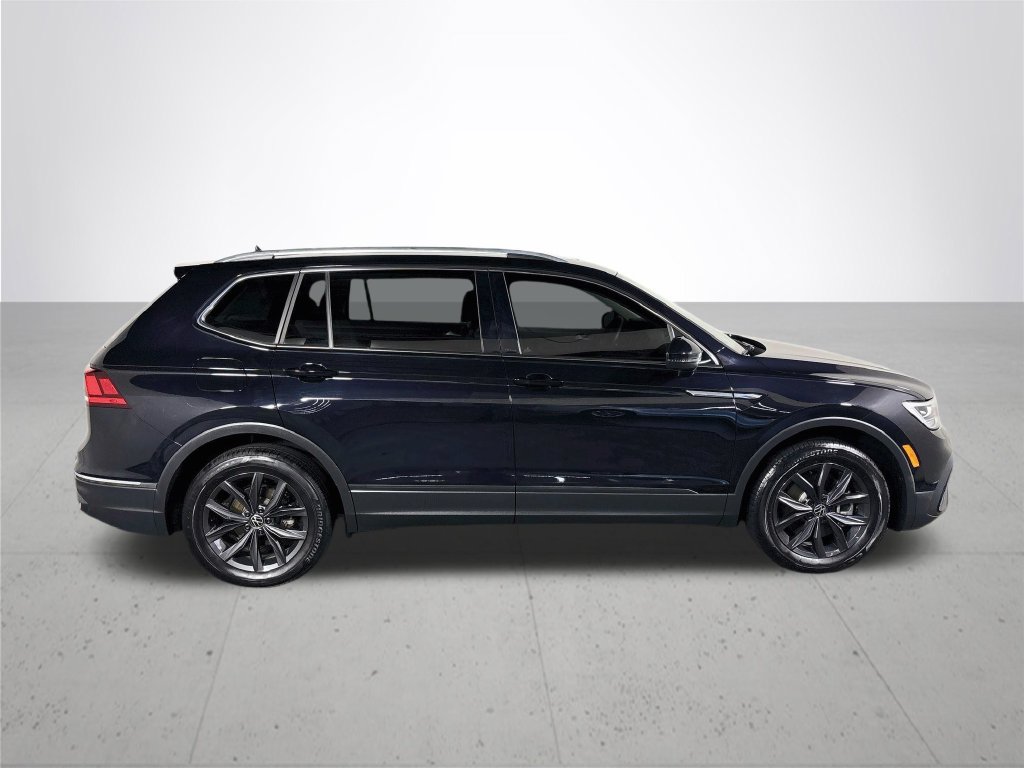 Certified 2024 Volkswagen Tiguan SE w/ Panoramic Sunroof Package AWD/4WD image 6