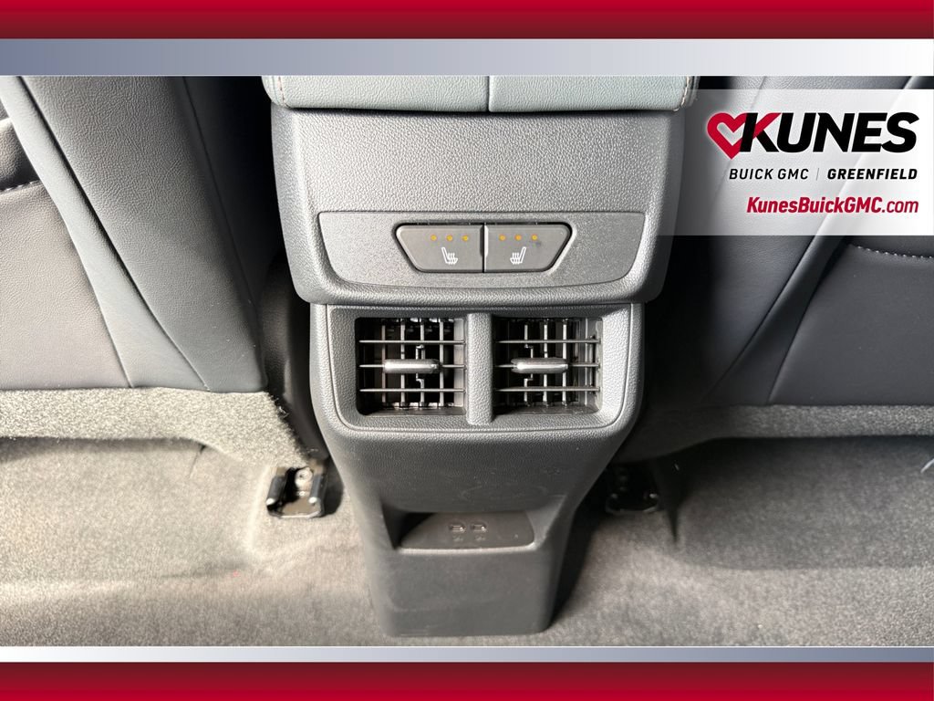 New 2026 GMC Terrain AT4 w/ Convenience Package III AWD/4WD image 30