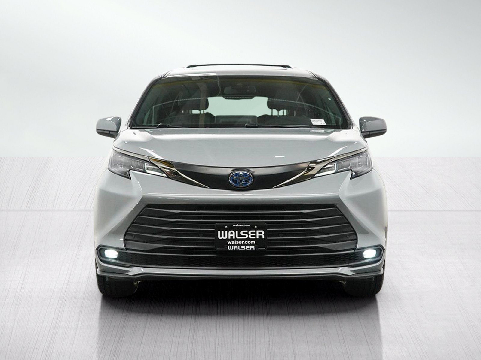 Used 2022 Toyota Sienna XLE Woodland Edition AWD/4WD image 11