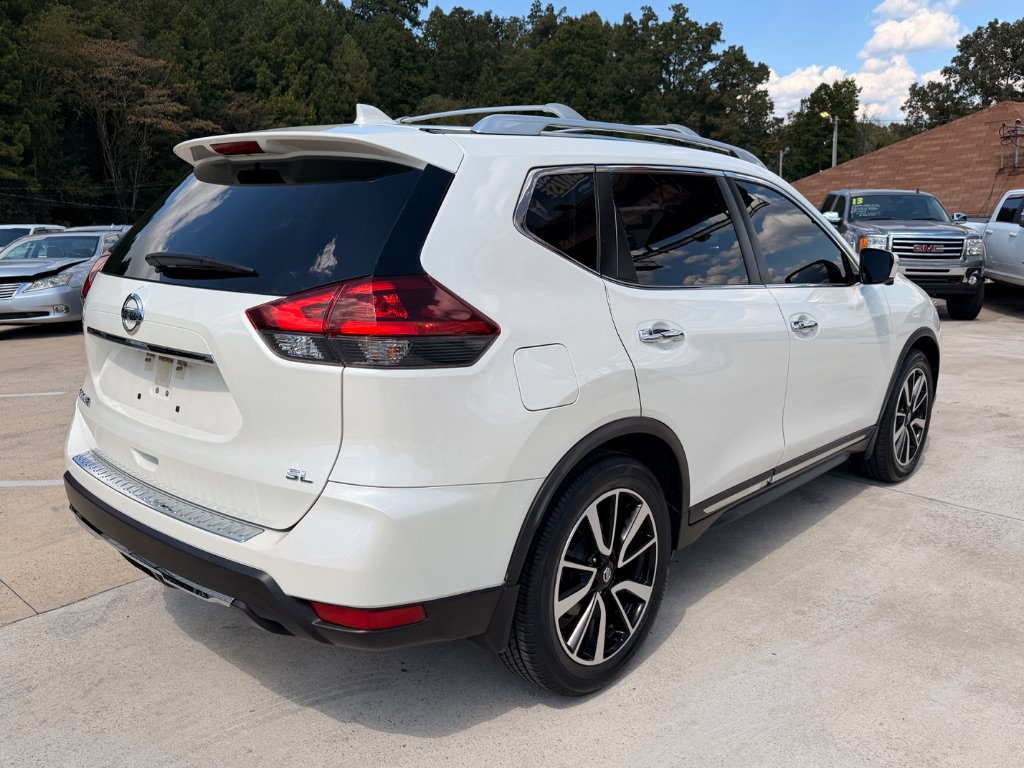 Used 2018 Nissan Rogue SL w/ Premium Package FWD image 16