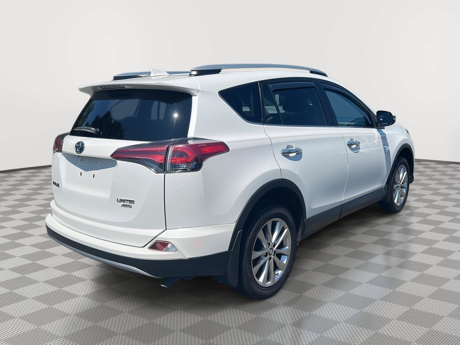 Used 2018 Toyota RAV4 Limited w/ All Weather Liner Package AWD/4WD image 3