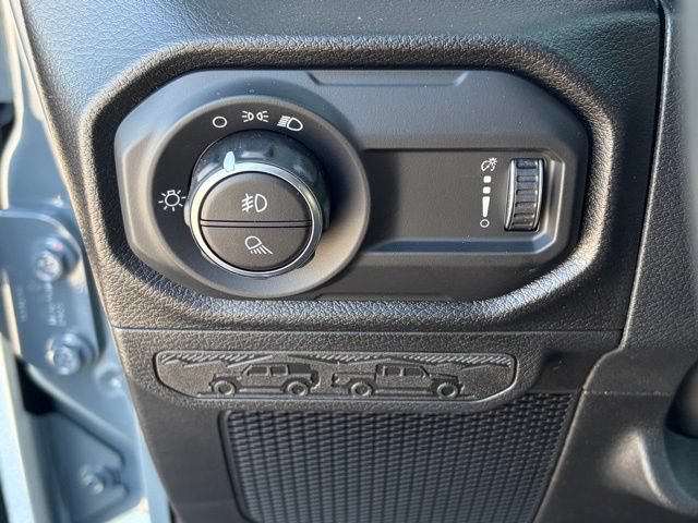 New 2026 Jeep Gladiator Sport AWD/4WD image 25